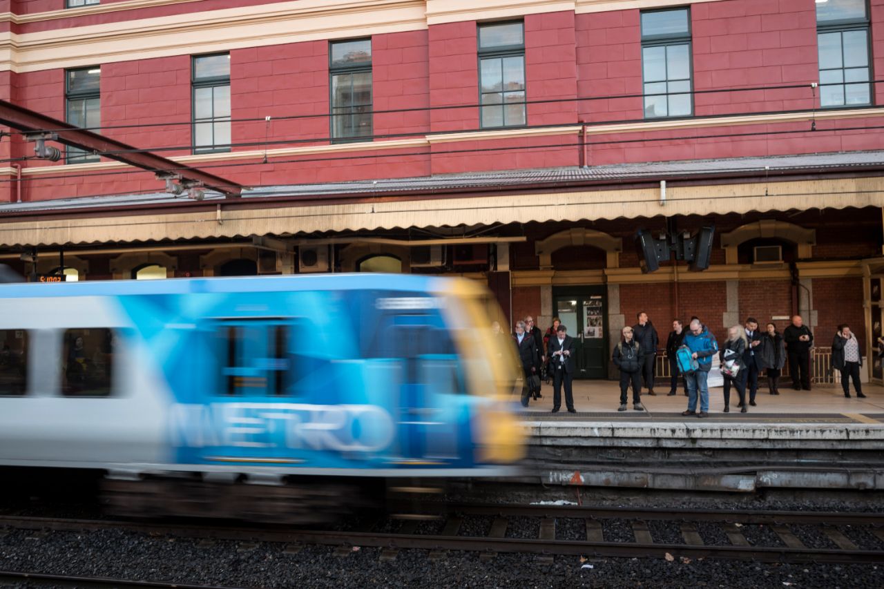 STOCK_Flinders_Street_Station_Platform 在维多利亚墨尔本的弗林德斯街站等火车2022卡塔尔世界杯预测