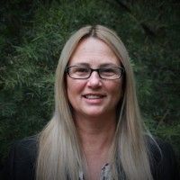 Fiona Knowles 霏欧纳诺尔斯